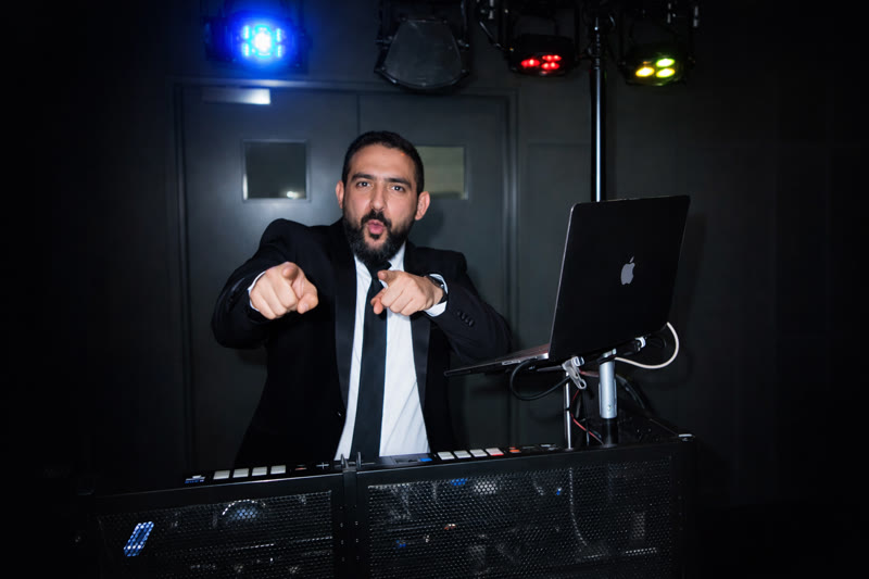 DJ - 3