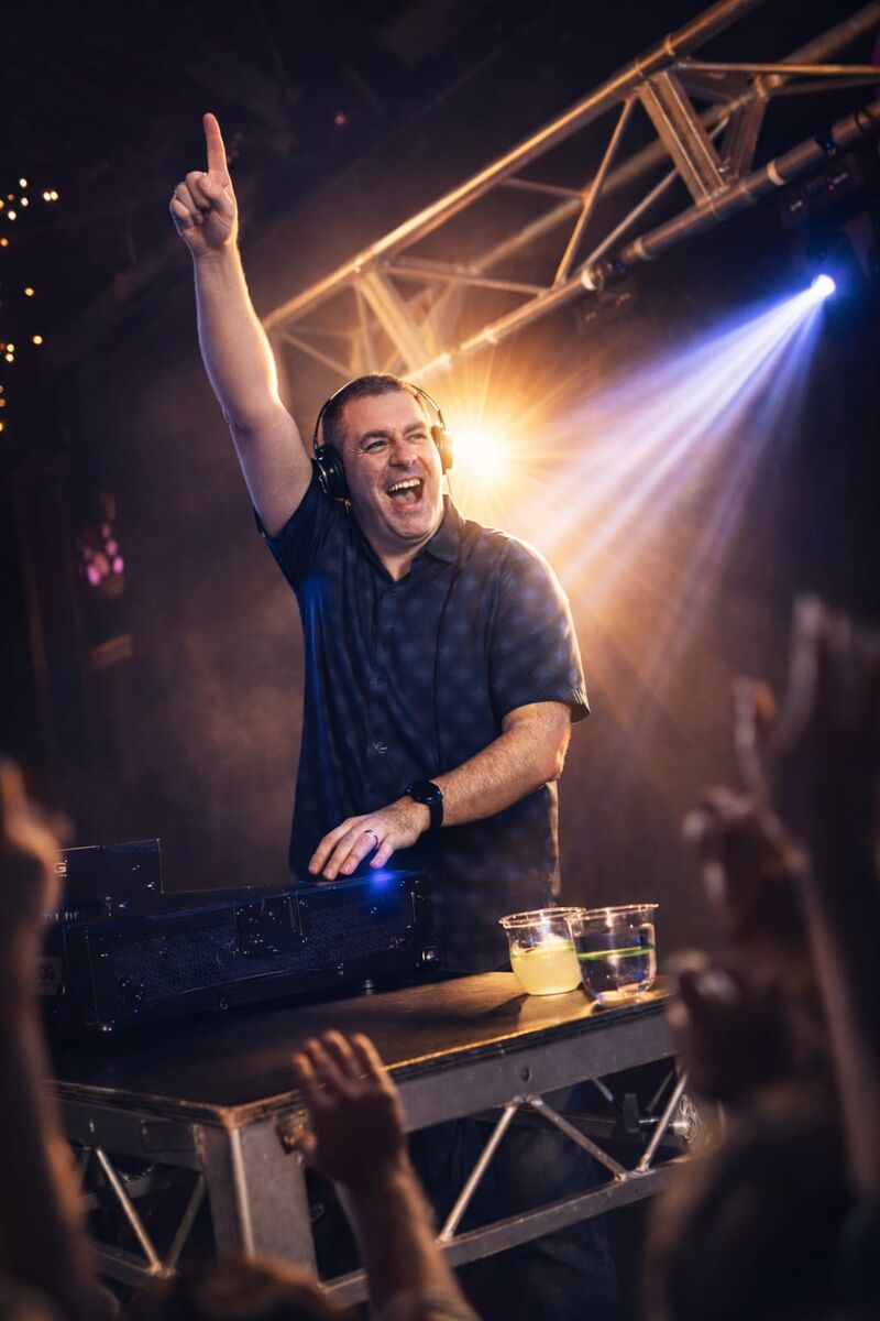 DJ - anthony