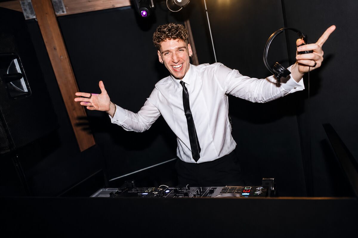 DJ - jordan