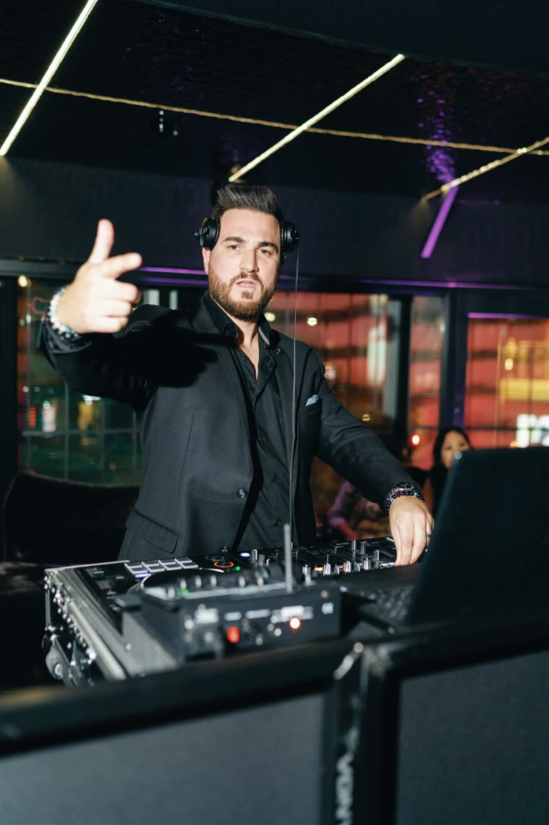 DJ - new-8